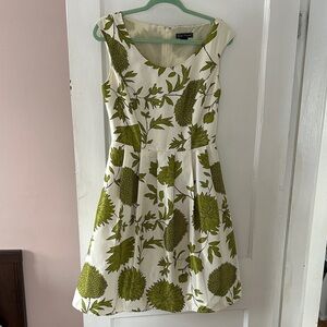Jessica Howard Leafy Green and Cream Mini Dress